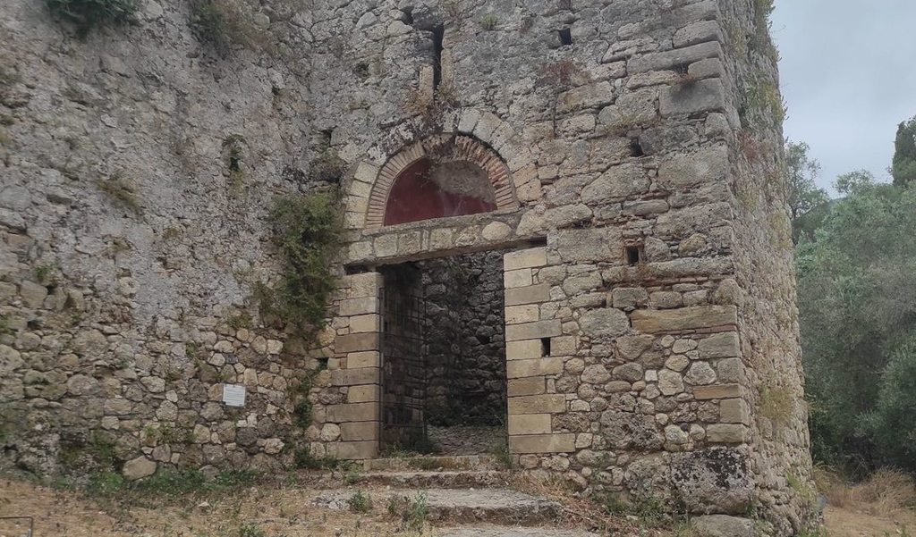 Gardiki Castle, Corfu